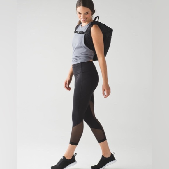 RARE✨EUC Lululemon Pace Rival Crop (Marathon) Black - Picture 3 of 7